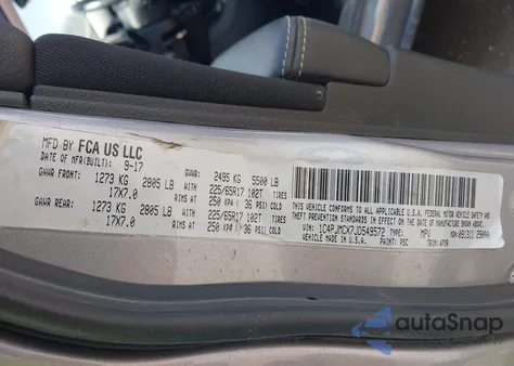 2018 Jeep Cherokee Latitude 4X4 из США, поврежденный, VIN 1C4PJMCX7JD549572